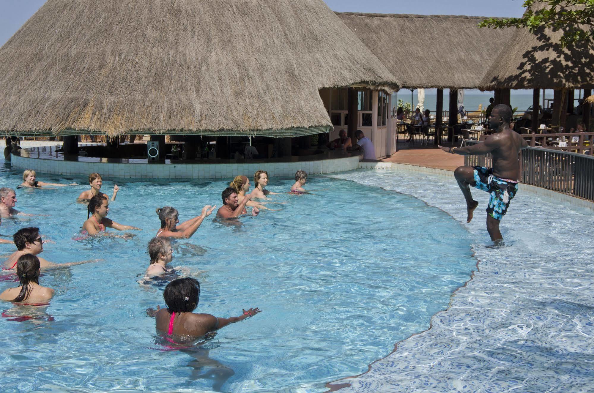 Senegambia Beach Hotel 콜롤리 외부 사진